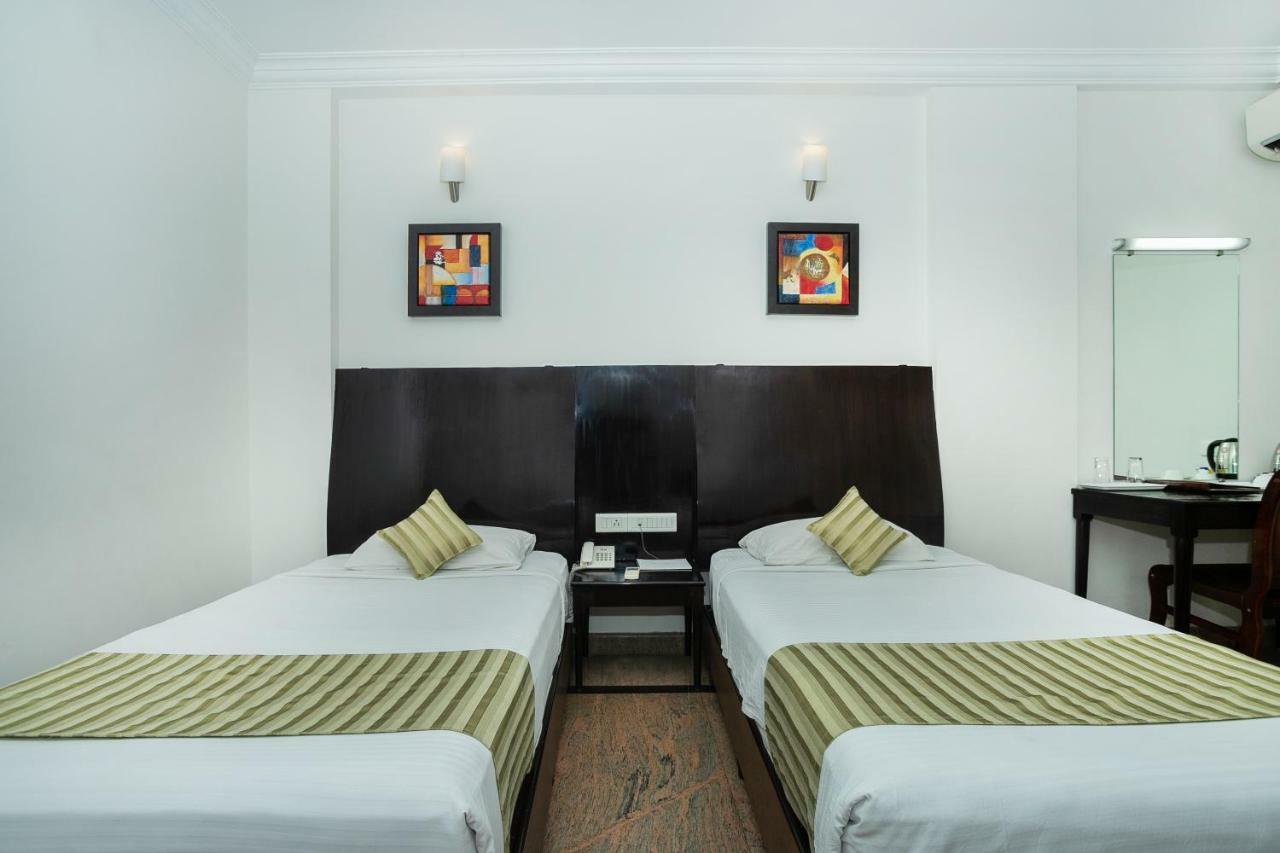 Kr Inn Hotel & Convention Centre Bangalore Buitenkant foto