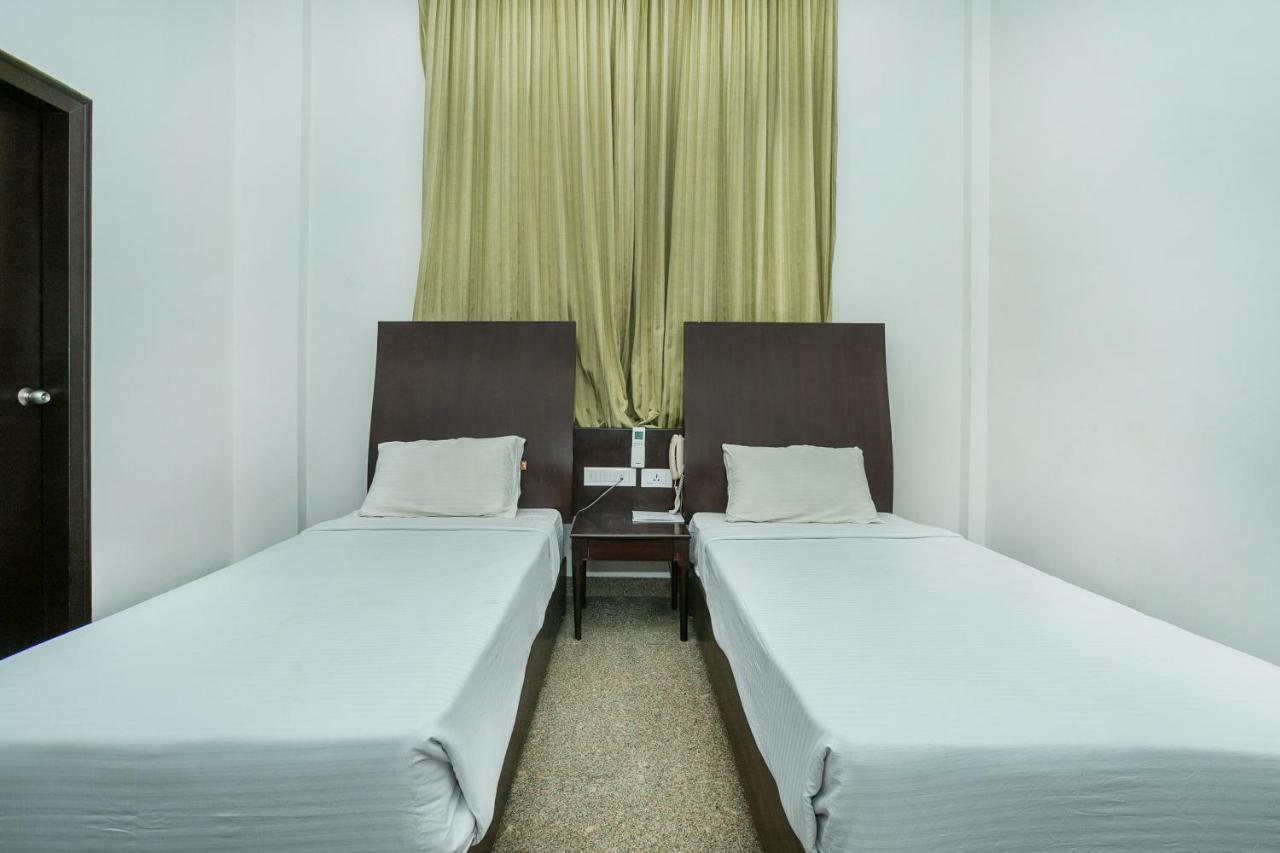 Kr Inn Hotel & Convention Centre Bangalore Buitenkant foto